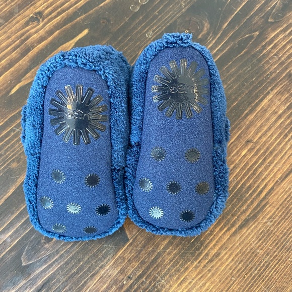 Ugg Infant Baby Bixbee Crib Bootie - Picture 7 of 10